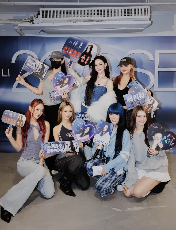 隊長利善榛首發新EP，團員出席簽售會力挺。AOA星鏈艾歐亞提供