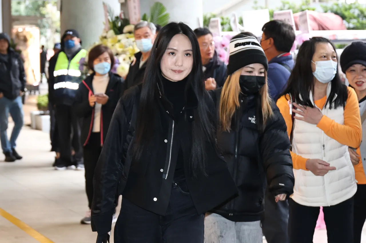 直擊｜袁惟仁追思會連前妻都來了　「人走茶涼」星光幫歌手只有她來！