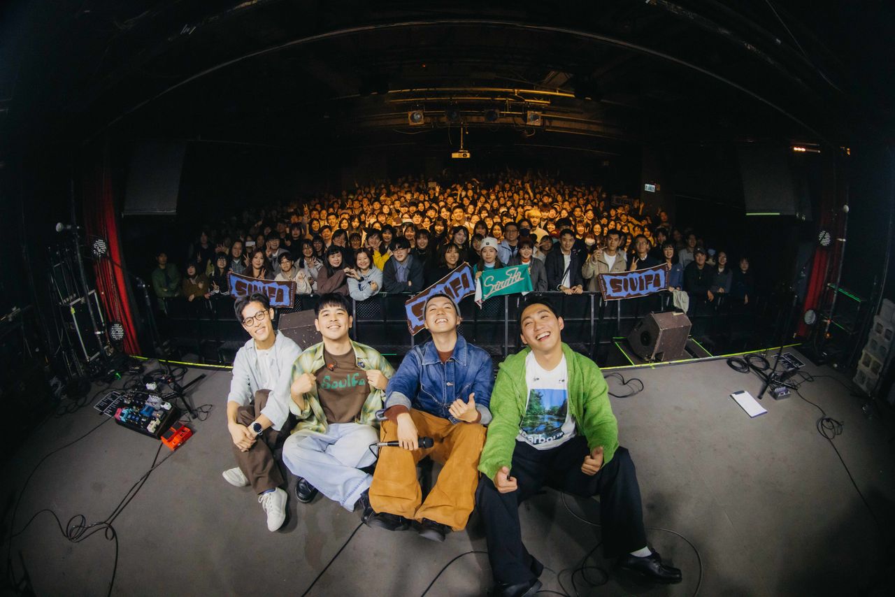 樂團時隔4年開唱戳破粉絲翹課追星 幽默甩鍋:考不好真的不關我們的事喔