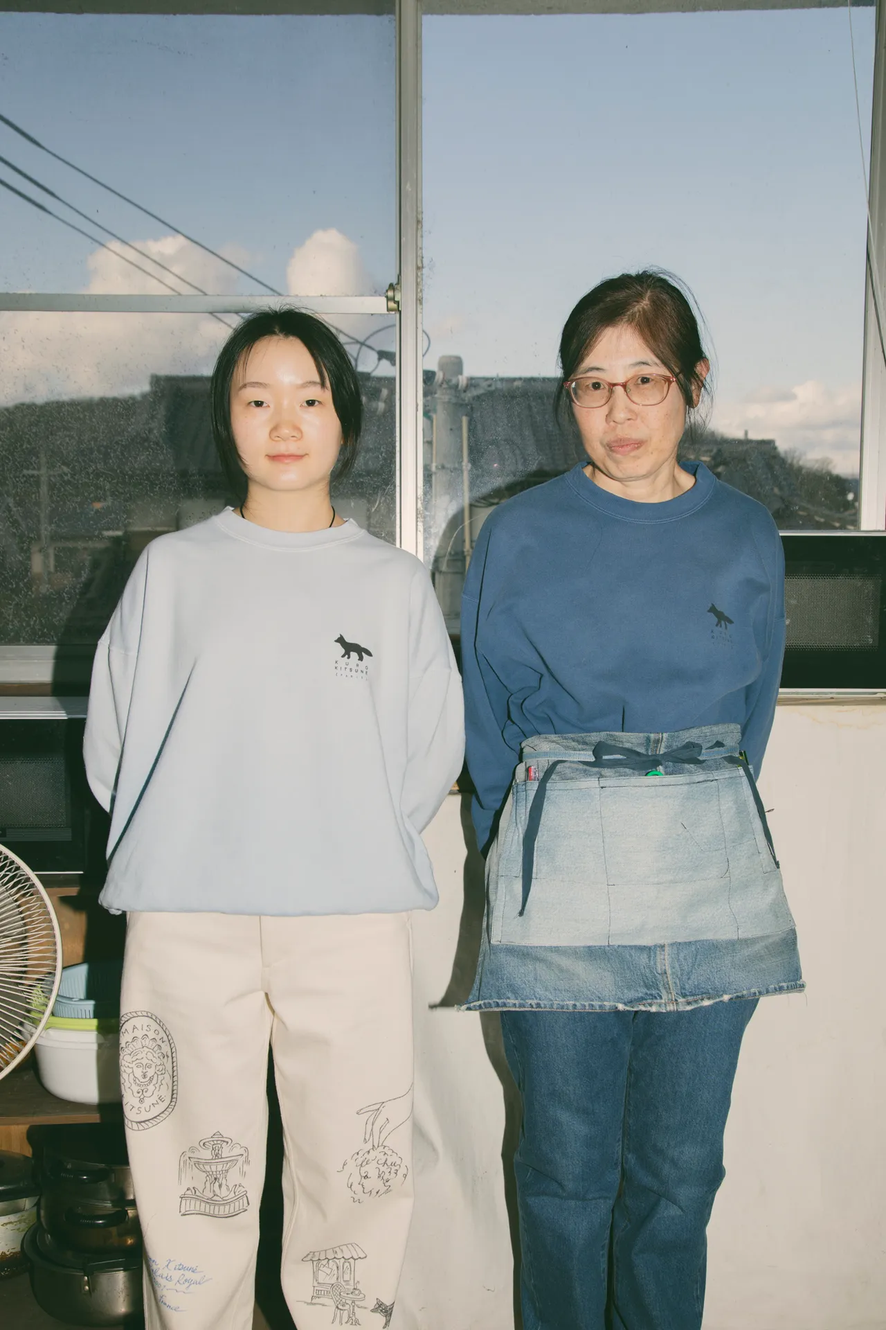 聯名形象照邀請KURO幕後的工藝職人親自穿著系列單品出鏡。品牌提供