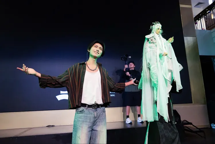 千翼與霹靂布袋戲合作9年。翻攝千翼Threads