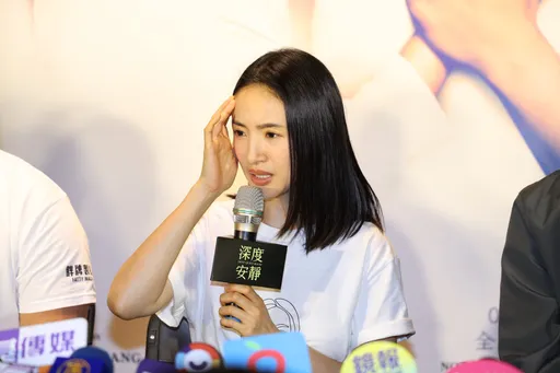 林依晨失控頭撞床架　《深度安靜》意外插曲嚇壞導演