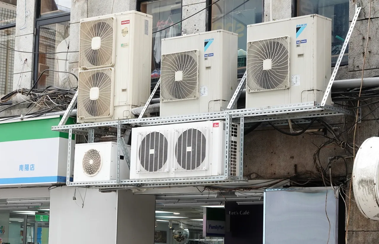 電價審議會今召開　工商團體籲凍漲　經濟部喊話4月電價不調整