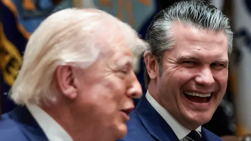 美戰爭部長是股神還是內線交易？開打伊朗前夕「急買國防ETF」