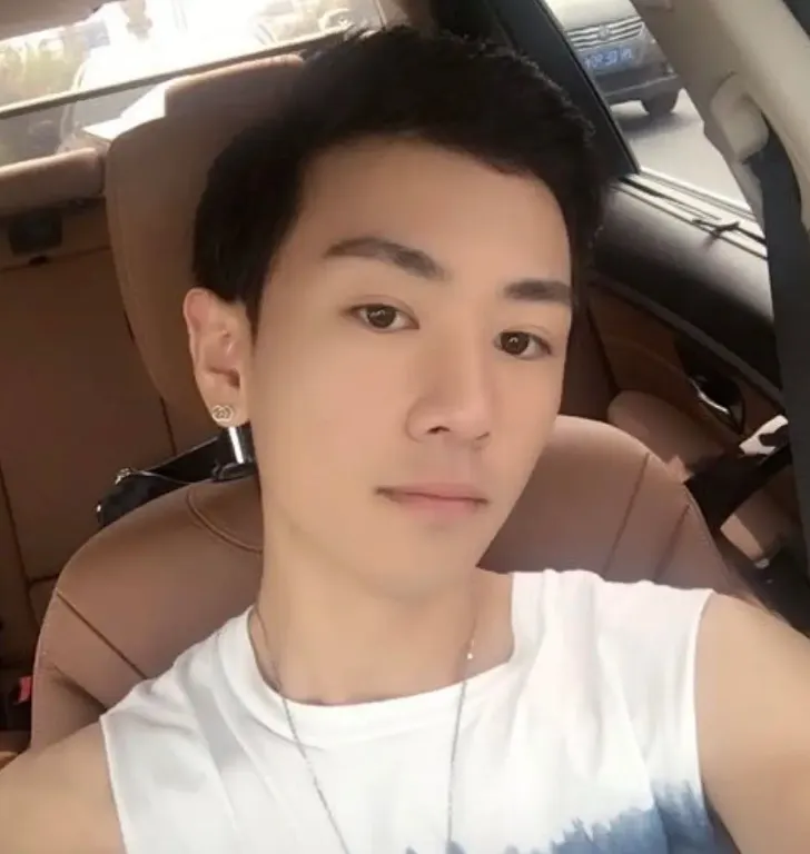 網友起底說Jerry Li就是廖思惟孩子爸。翻攝豆瓣