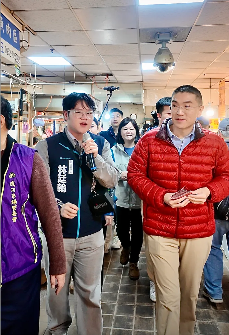 林廷翰擔任基隆市長謝國樑秘書，熟稔市政。林廷翰提供