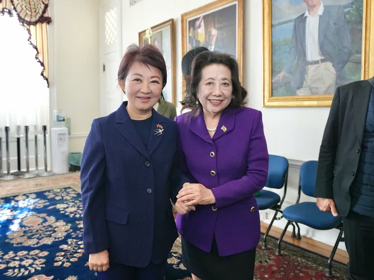 盧秀燕率台中市府團隊拜會馬里蘭州州務卿李鳳遷(右)（Susan C. Lee）。台中市府提供