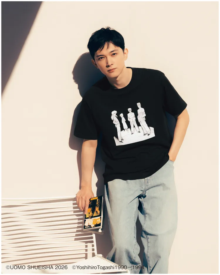 吉澤亮穿著《幽遊白書》印花T恤。品牌提供