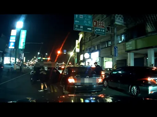 通緝犯夥友人竊車！半小時落網　身上搜出毒品數罪併發送辦