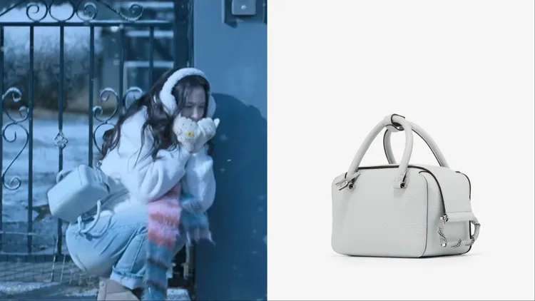 Jisoo以淺色系穿搭配上Delvaux Cool Box Mini Enlaced雲朵藍。左圖翻攝Netflix、右圖品牌提供