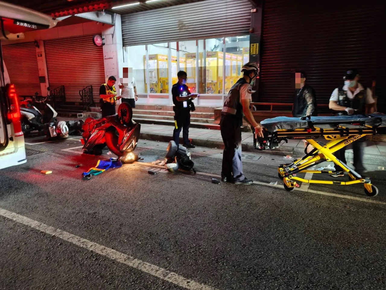 王男身體多處擦挫傷送長庚醫院救治。翻攝畫面