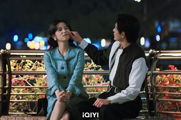 周也（左）與翟瀟聞很有CP感。iQIYI愛奇藝國際版提供
