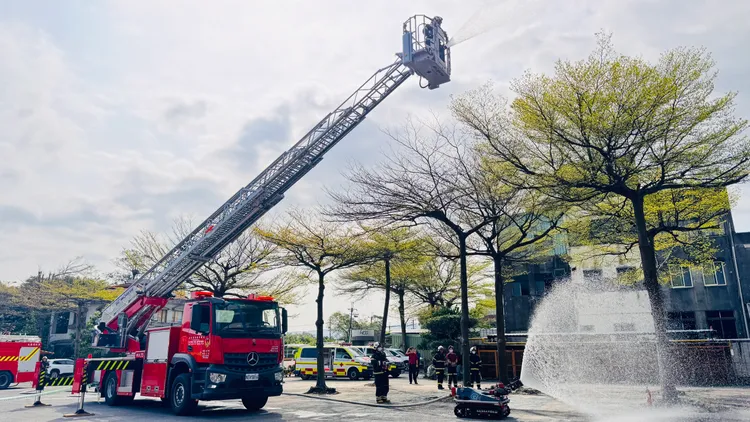 現場火災搶救演練。八德分隊提供