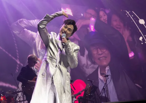 張信哲巡演雪梨收官！合體最愛女人全場瘋叫　突自爆原打算「退休」