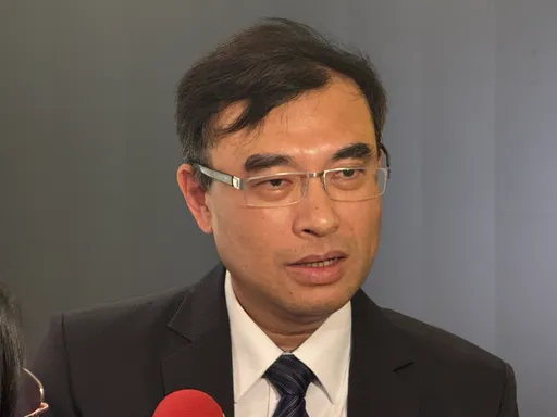 宜鼎法說會｜新技術壓縮記憶體用量？簡川勝提關鍵　Flash漲勢「現在才起手式」