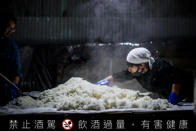 來自九州佐賀縣的清酒品牌「鍋島」，在三代目接手後短短二十餘年躍升日本清酒頂流，並創紀錄連續七年榮獲日本全國新酒鑒評會金賞。吉力酒藏提供