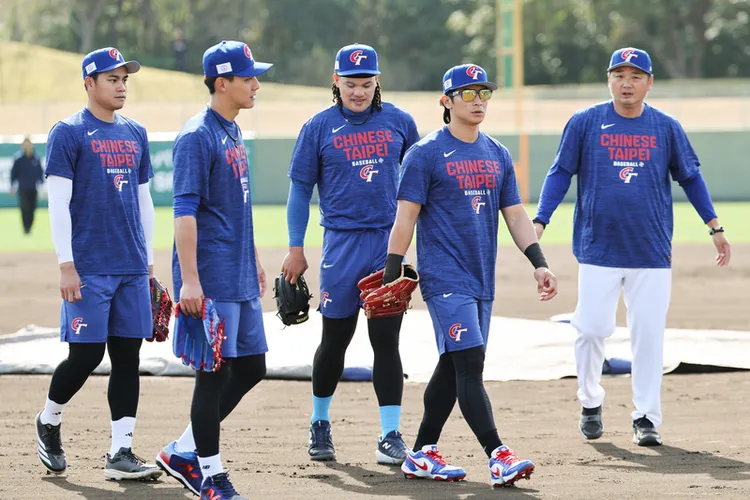 中華隊在日本備戰經典賽。 中央社
