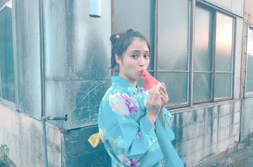 活下去吧！網友發文嘆「剛醒來就想死」　大咖女星親回引熱議