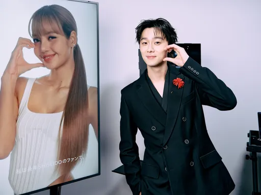 施柏宇前進韓國市場　大喊告白Lisa本尊靦腆回應了 