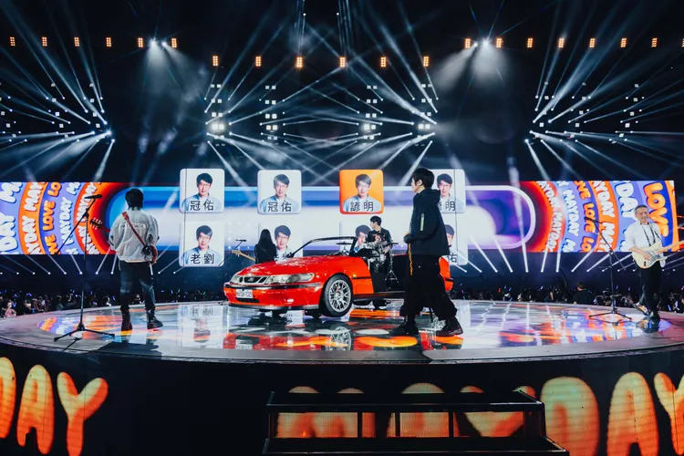 《戀愛ing 》全新橋段「LOVE節奏遊戲」。相信音樂提供