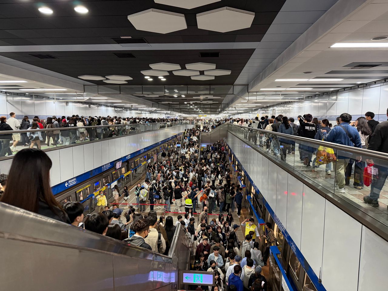 TWICE演唱會北捷破紀錄!260.6萬人次創「運量天花板」