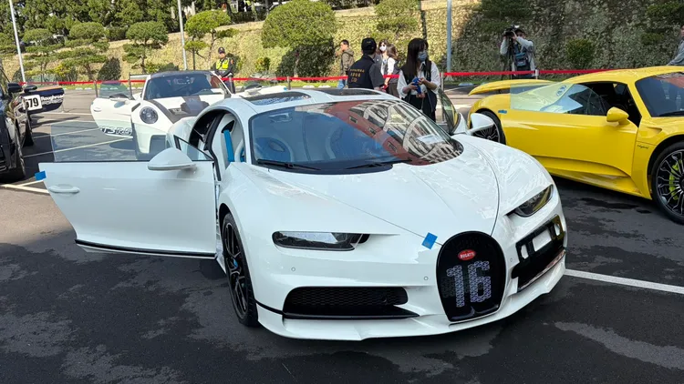 市價約2億元的（山豬王）法國頂級手工跑車BUGATTI Chiron Sport。莊宗達攝