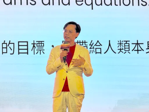 光聚晶電春酒｜為何投資台灣光罩？凃俊光揭關鍵　威剛陳立白現身力挺