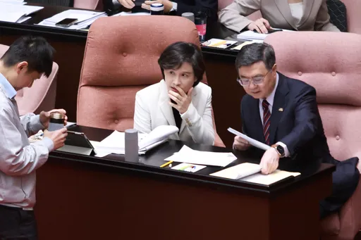 鄭麗君、王世堅不選　「這2人」被點名出戰蔣萬安！藍笑：大咖去哪了