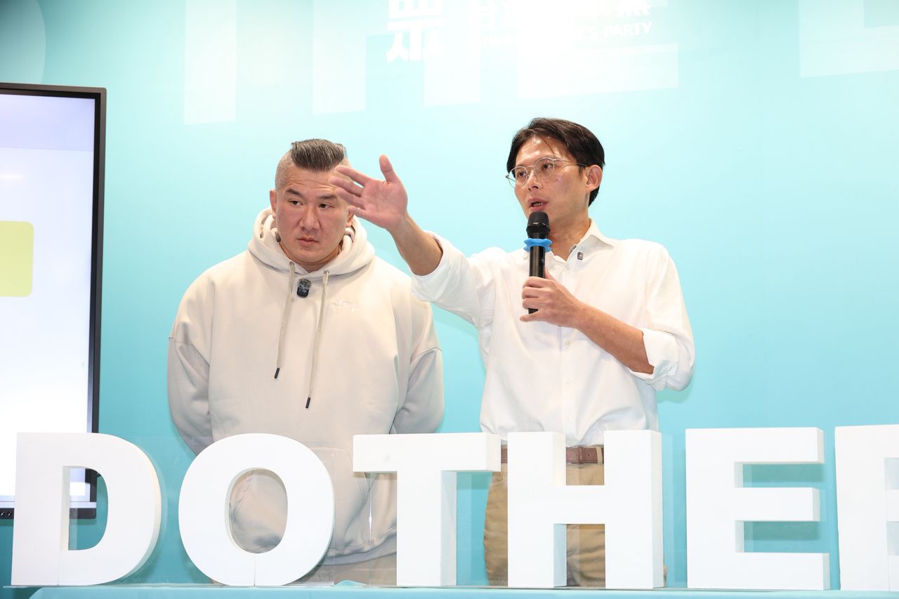 館長開箱黃國昌競總!鬆口願邀李四川直播「能贏民進黨都配合」