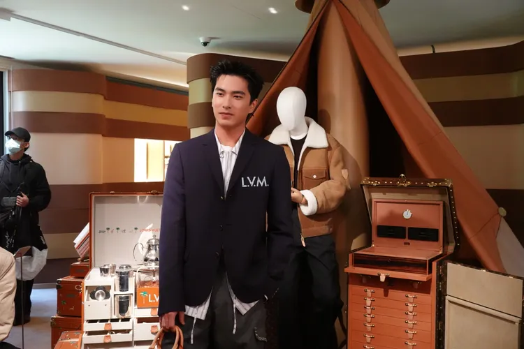 曾敬驊。張家玲攝