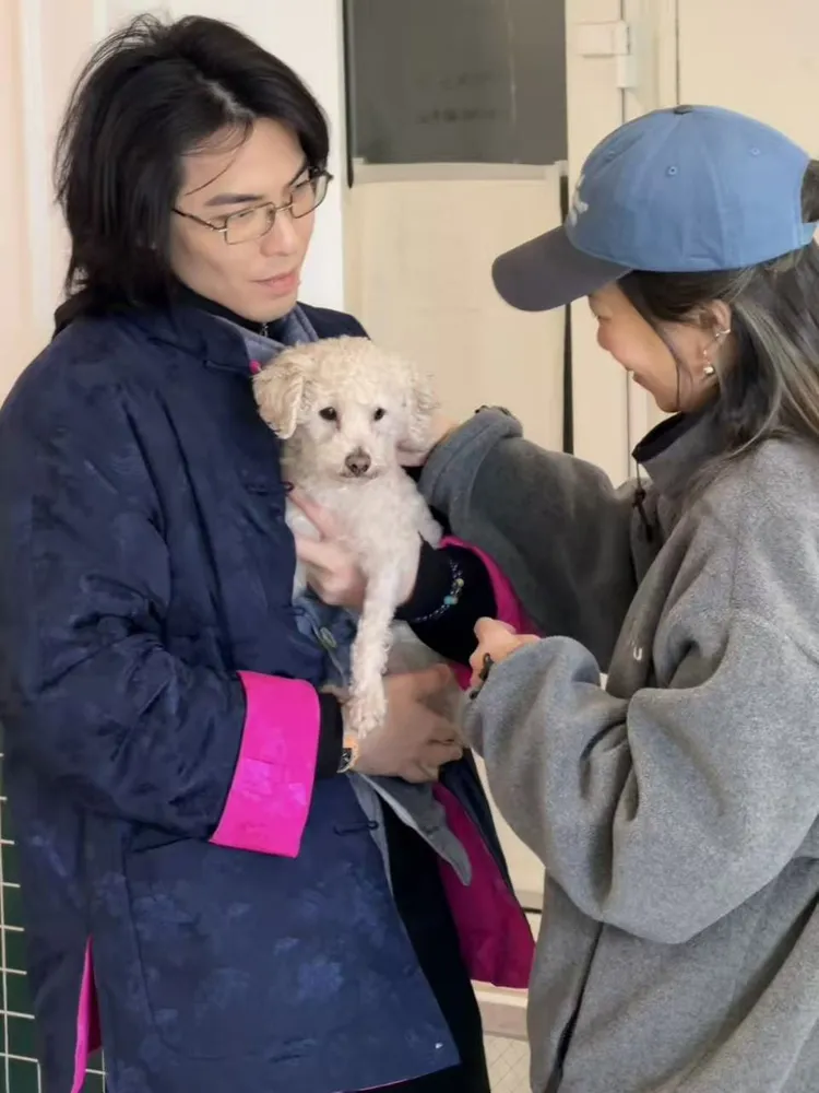 蕭敬騰夫婦天天都膩在一起。