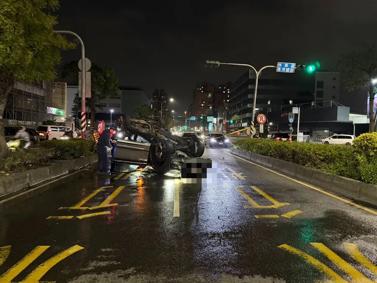 肇事的蔡姓男駕駛事發後1小時才現身，一查竟是酒駕。民眾提供