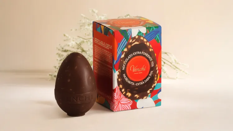 Venchi 2026年復活節系列原粒榛果黑可可蛋，600元。品牌提供