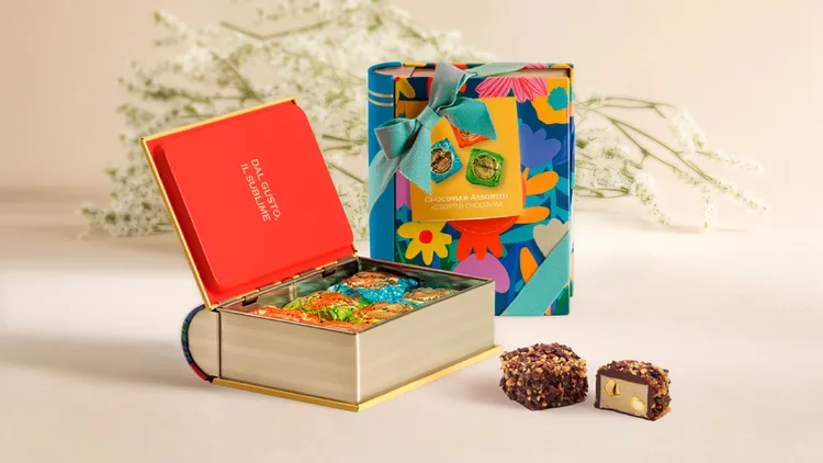 Venchi 2026年復活節系列花卉小鐵書型（魚子方巧克力） ，980元。品牌提供