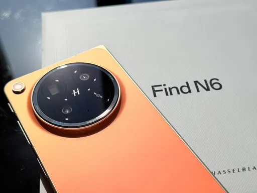 OPPO Find N6發表！無感摺痕大摺疊登場　AI Pen打造行動生產力