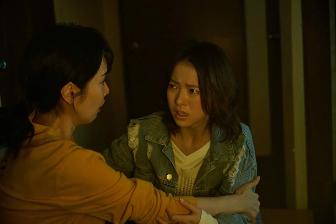 天心、項婕如《祭弒》首演母女，上演「相愛相殺」對手戲。威視電影提供