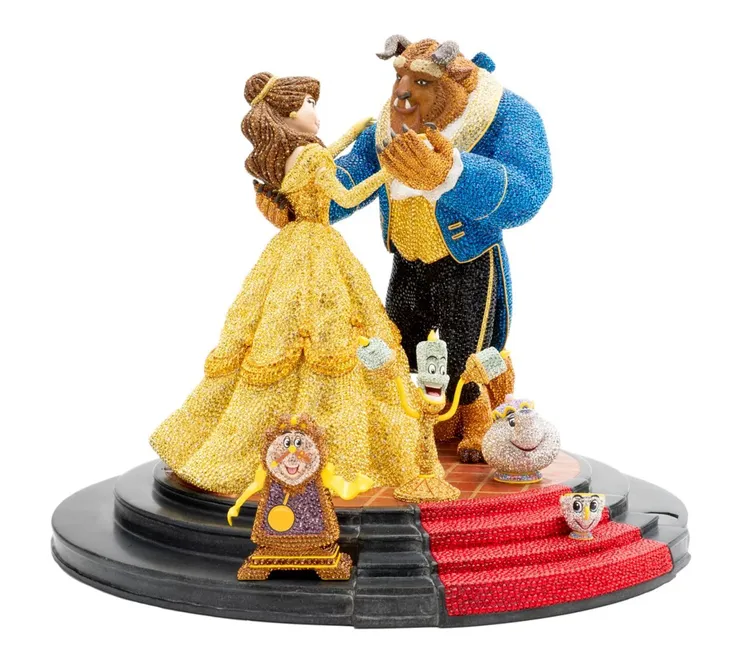 SWAROVSKI美女與野獸系列舞會盛景（限定版），100萬元。品牌提供