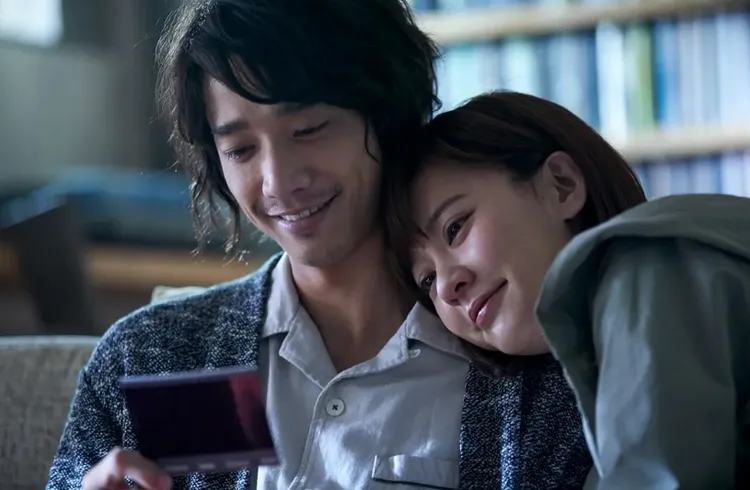 陳意涵及劉以豪主演的《比悲傷更悲傷的故事》是目前國片在中國的票房冠軍。劇照