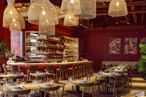 瓦城「美國首店」進駐比佛利山莊　客單價1600元吃泰式餐酒館