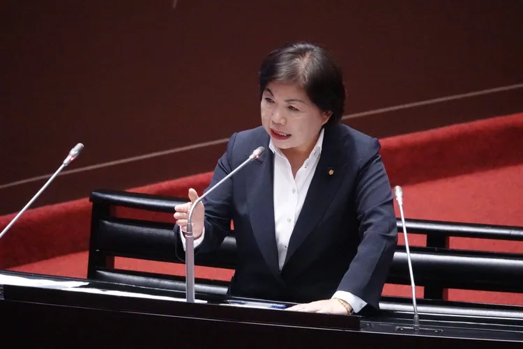 立委楊瓊瓔得知江啟臣勝出，喊出「恭喜副院長、台中加油」。資料照、莊宗達攝