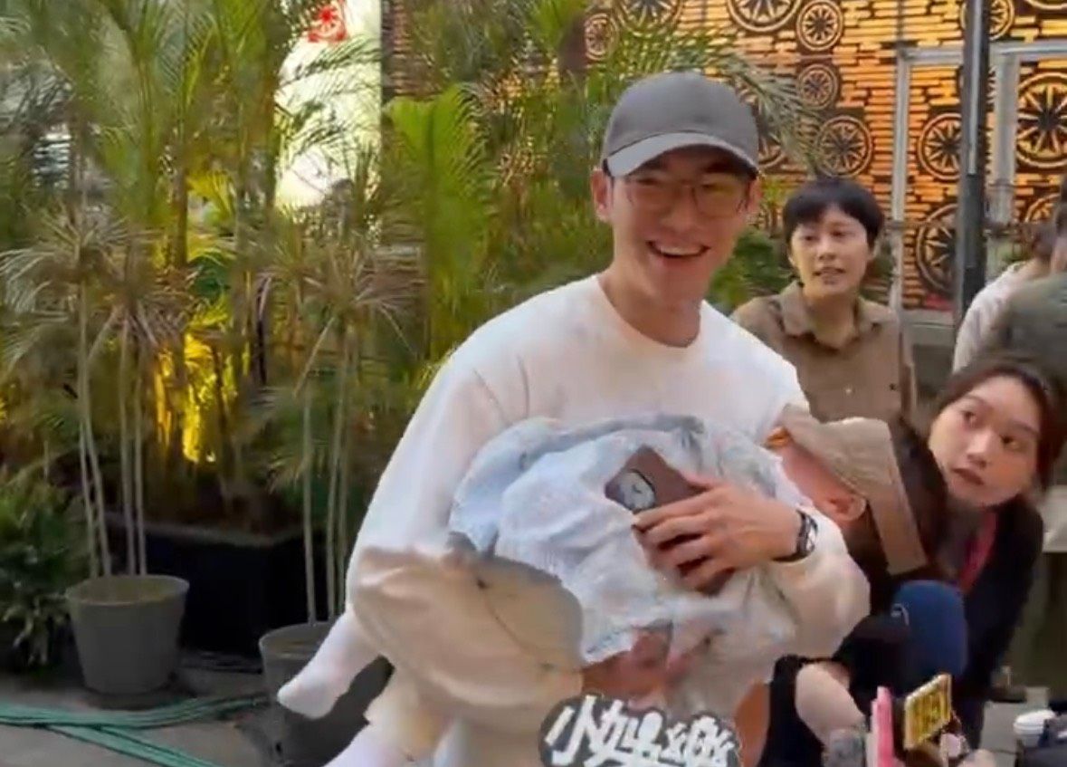 歐陽妮妮「曬娃」疑懷二胎? 張書豪露面藏不住笑回應了!