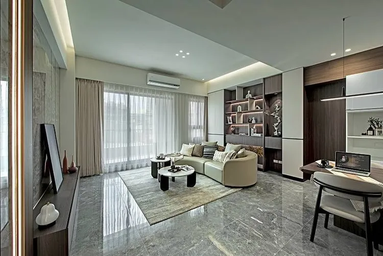 「德郡祥賀」屬於楠梓目前少見具備社區規模透天成屋案，在台積電效應後楠梓地價暴漲，市場上已近乎沒有同質產品可選購。德郡地產提供