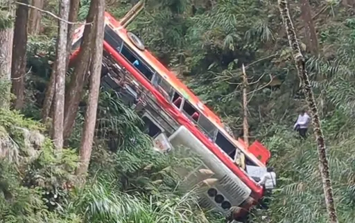 杉林溪遊園車墜谷1死7傷　金管會：可申請特別補償