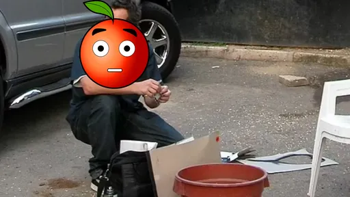 最神秘畫家班克西曝光　粉絲怨：就像知道沒有聖誕老公公那天　