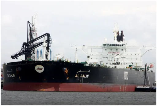 川普威脅炸光伊朗能源命脈　科威特油輪先遇襲