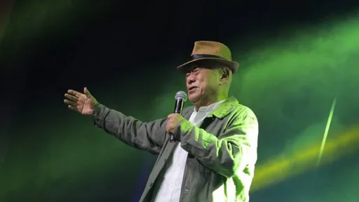 〈船歌〉再響！81歲凌峰挺過2 度中風　戒50年菸癮重返舞台