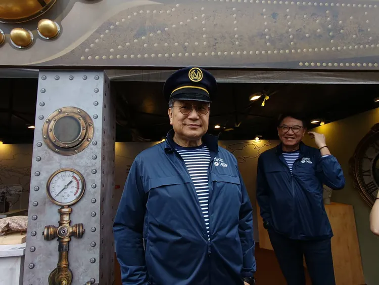 台泥指出，「尼莫人才計畫」靈感源自150年前科幻小說先驅凡爾納的經典《海底兩萬里》，書中主角尼莫船長掌舵鸚鵡螺號潛艇。許麗珍攝