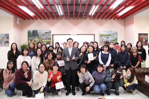 婦女節送暖！　新北警贈禮感謝女性同仁守護城市