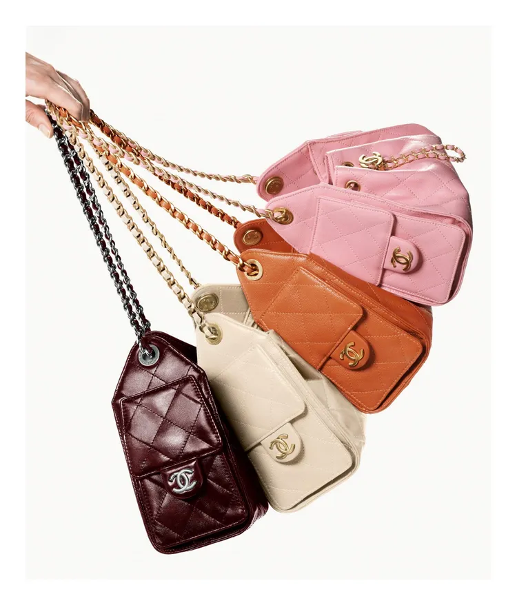 CHANEL 25包款。品牌提供