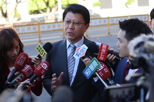 謝龍介自稱非先知　嘆賴清德「本可少虧損1兆8000億」